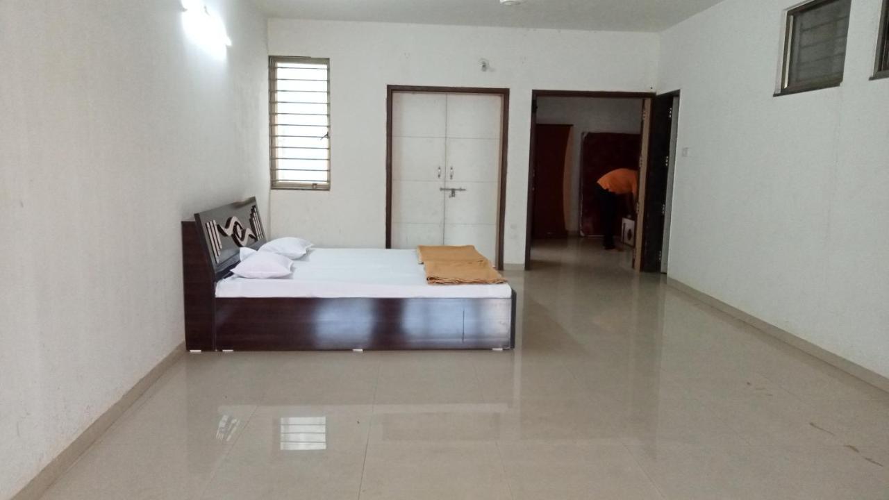 Swami Home Stay Kolhapur Exterior photo